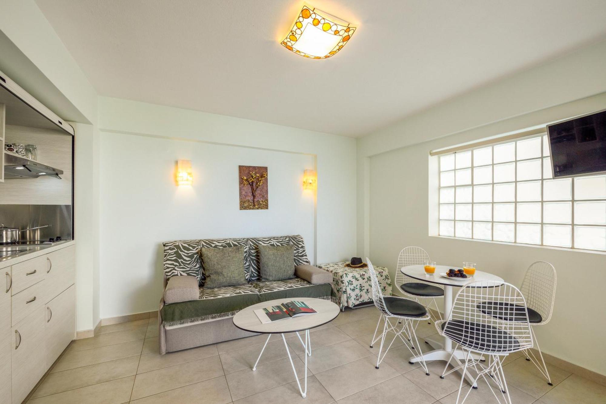 Elpiniki Luxury Apartments Неа-Потидеа Экстерьер фото