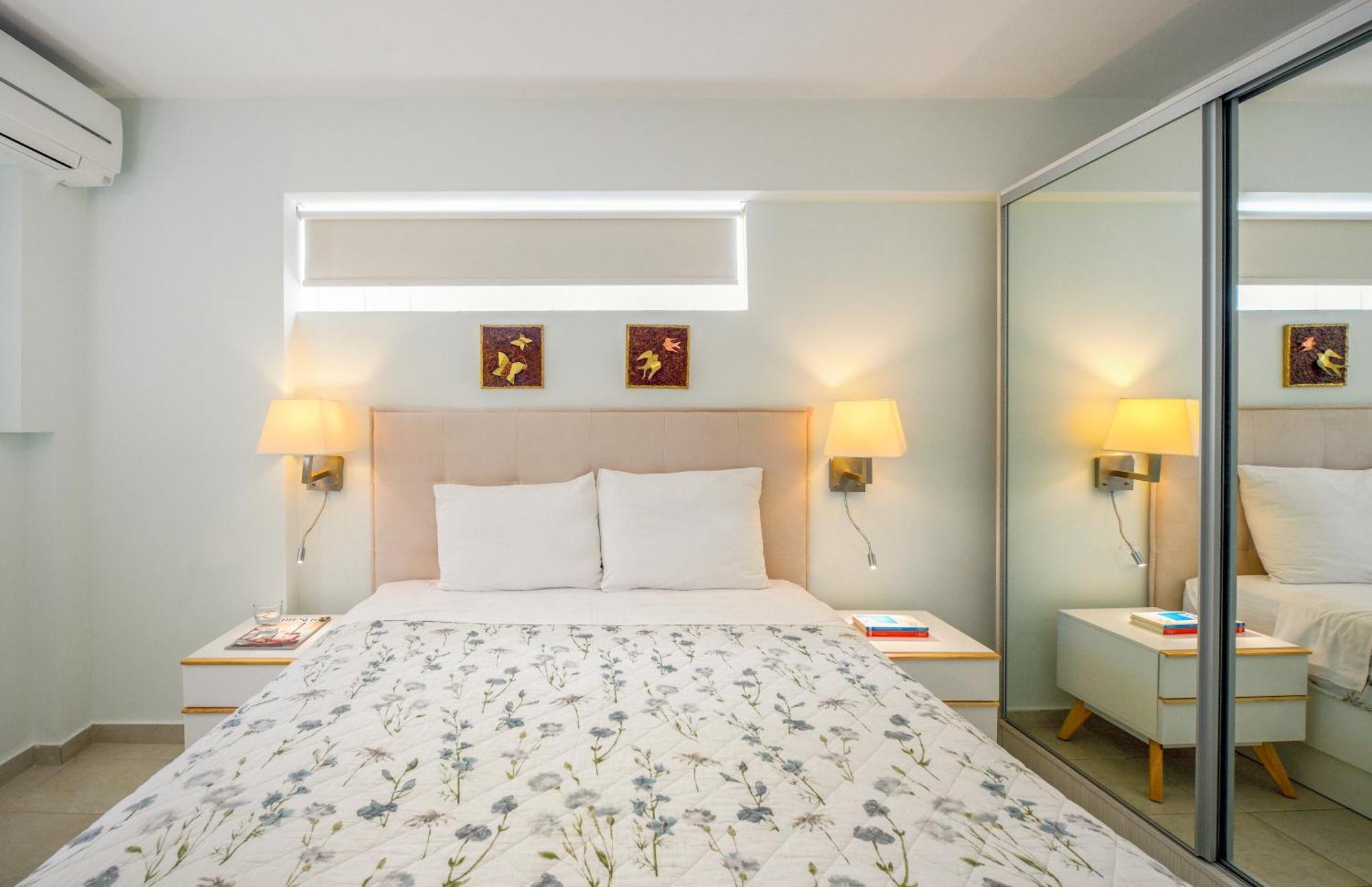 Elpiniki Luxury Apartments Неа-Потидеа Экстерьер фото